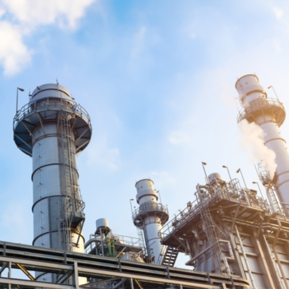 Image of a chemical plant that uses process technology